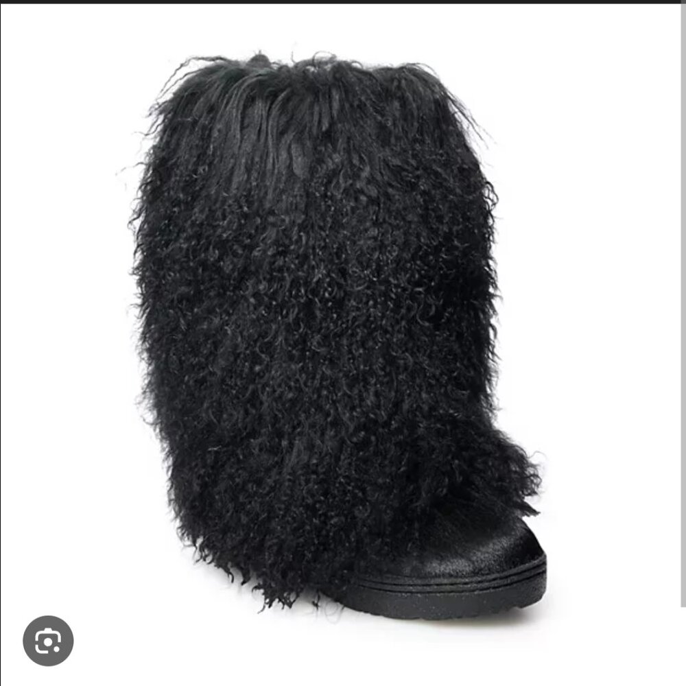 Bearpaw Boetis II Mongolian boots